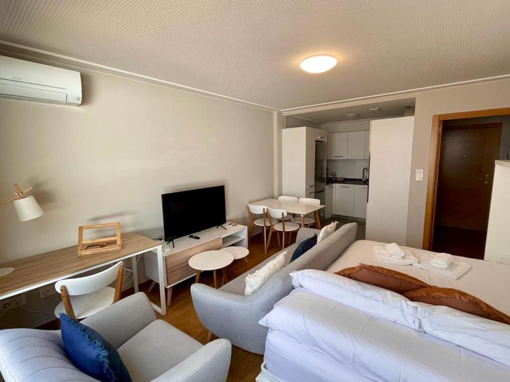 Estudio Centrico 2 Con Terraza Y Parking Privado Apartment